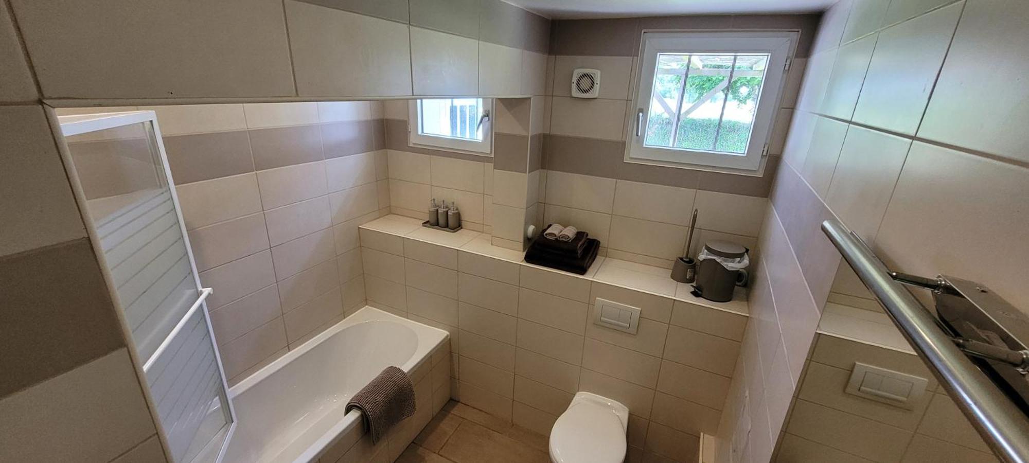 Les Chails Holiday home